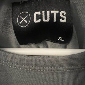 Cuts Tee